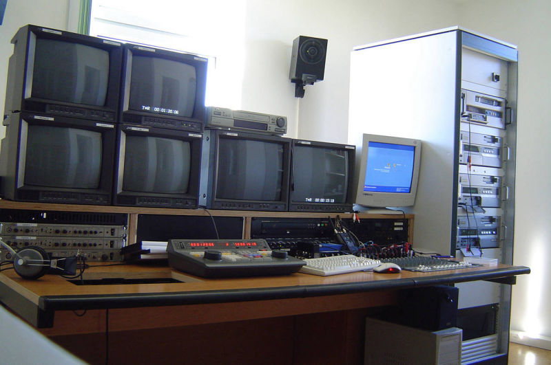 Source, Buy and Sell Electronics